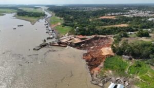 Porto Desaba em Manacapuru: Tragédia no Porto da Terra Preta