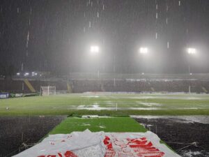 Partida entre Noroeste e Botafogo-SP é adiada por temporal (Foto: Bruno Freitas/Noroeste)