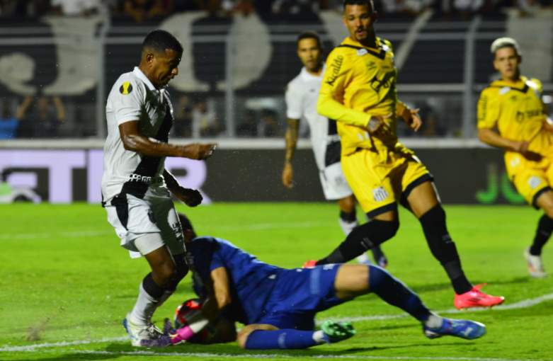 Ponte Preta empata com o Santos